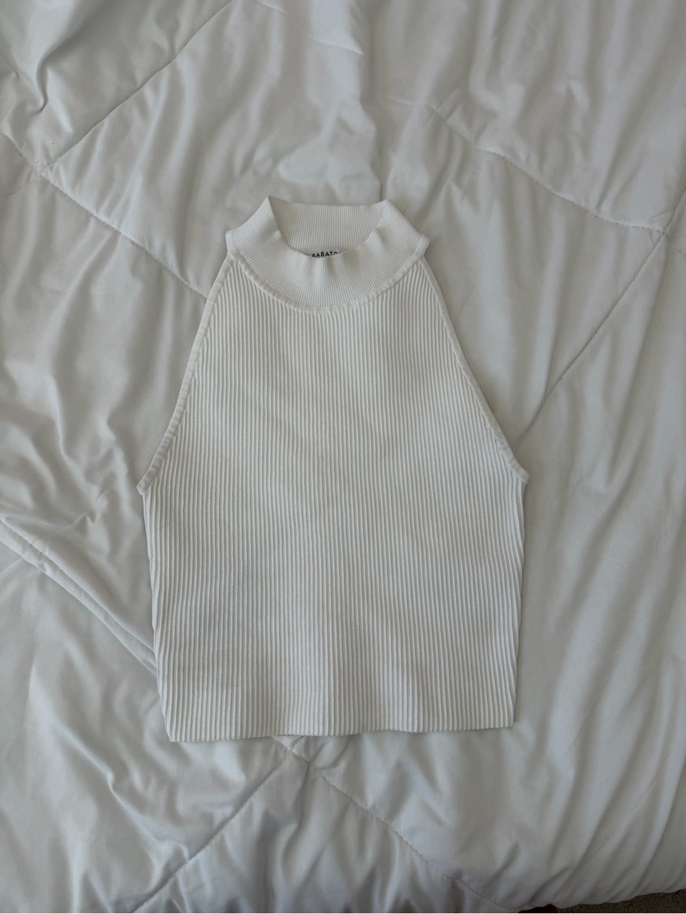 Aritzia Babaton Cream Ribbed Mock-Neck Cropped Tank